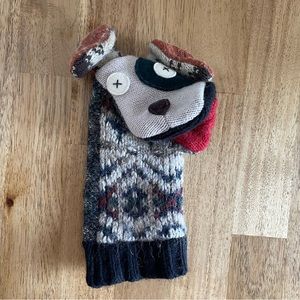 Cate & levi hand puppet